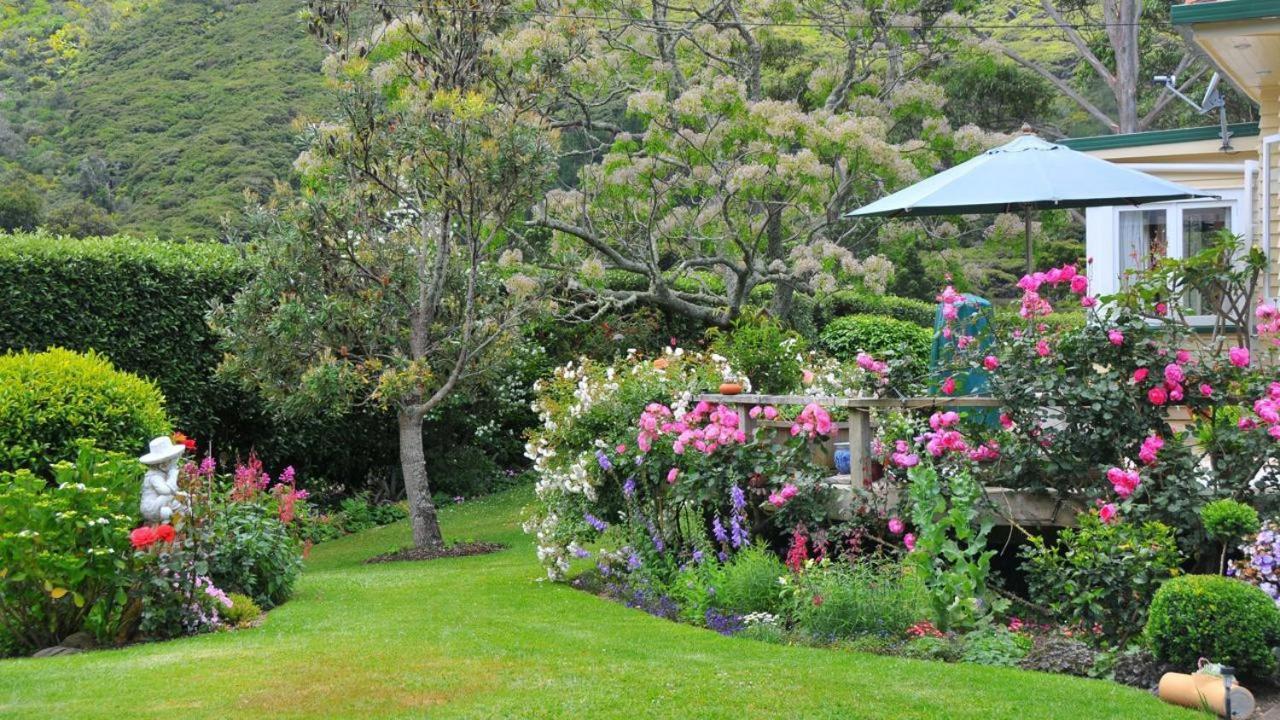 Rose Cottage Tryphena Ngoại thất bức ảnh